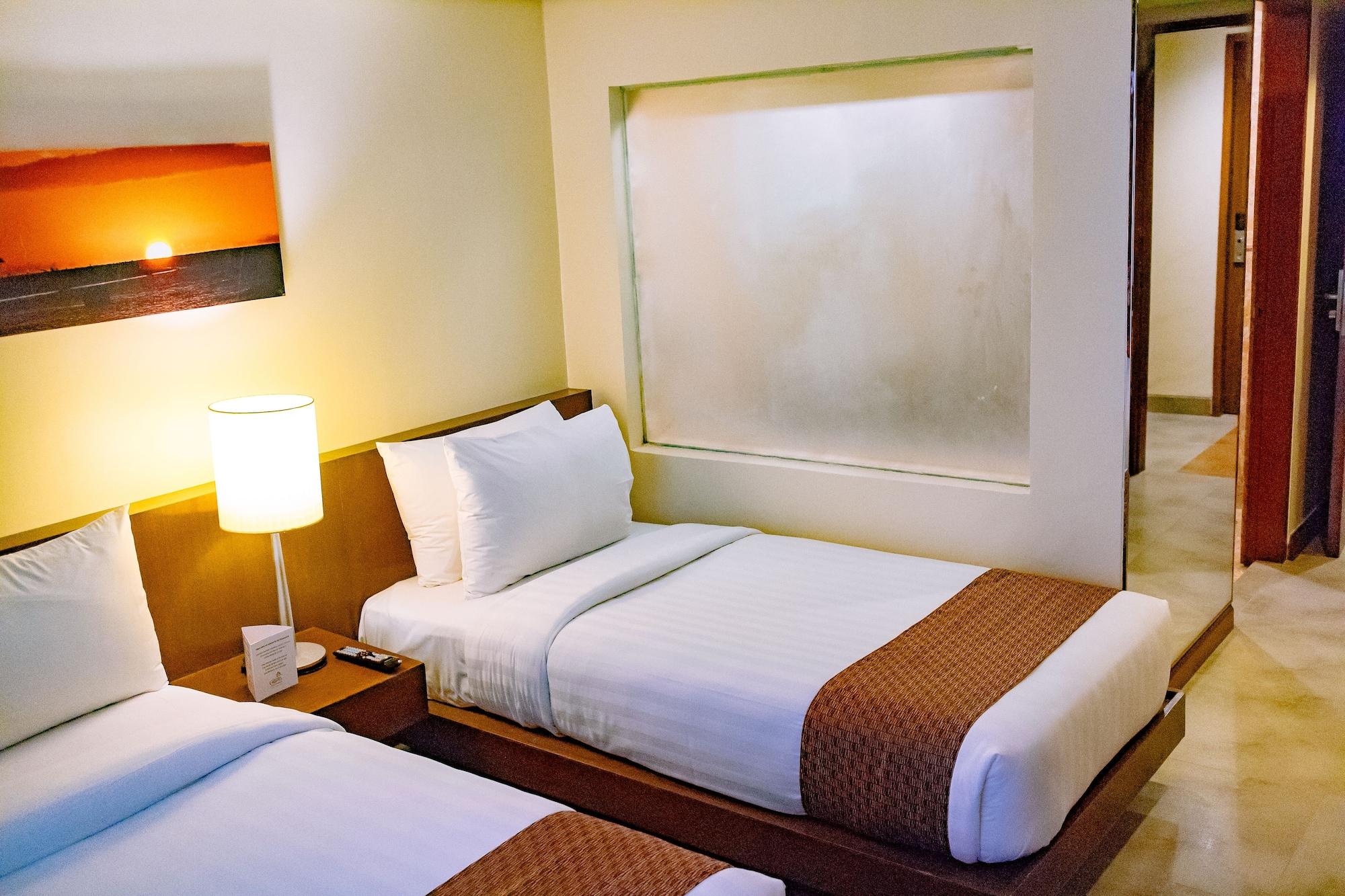 Crown Regency Beach Resort Manoc-Manoc Exteriör bild