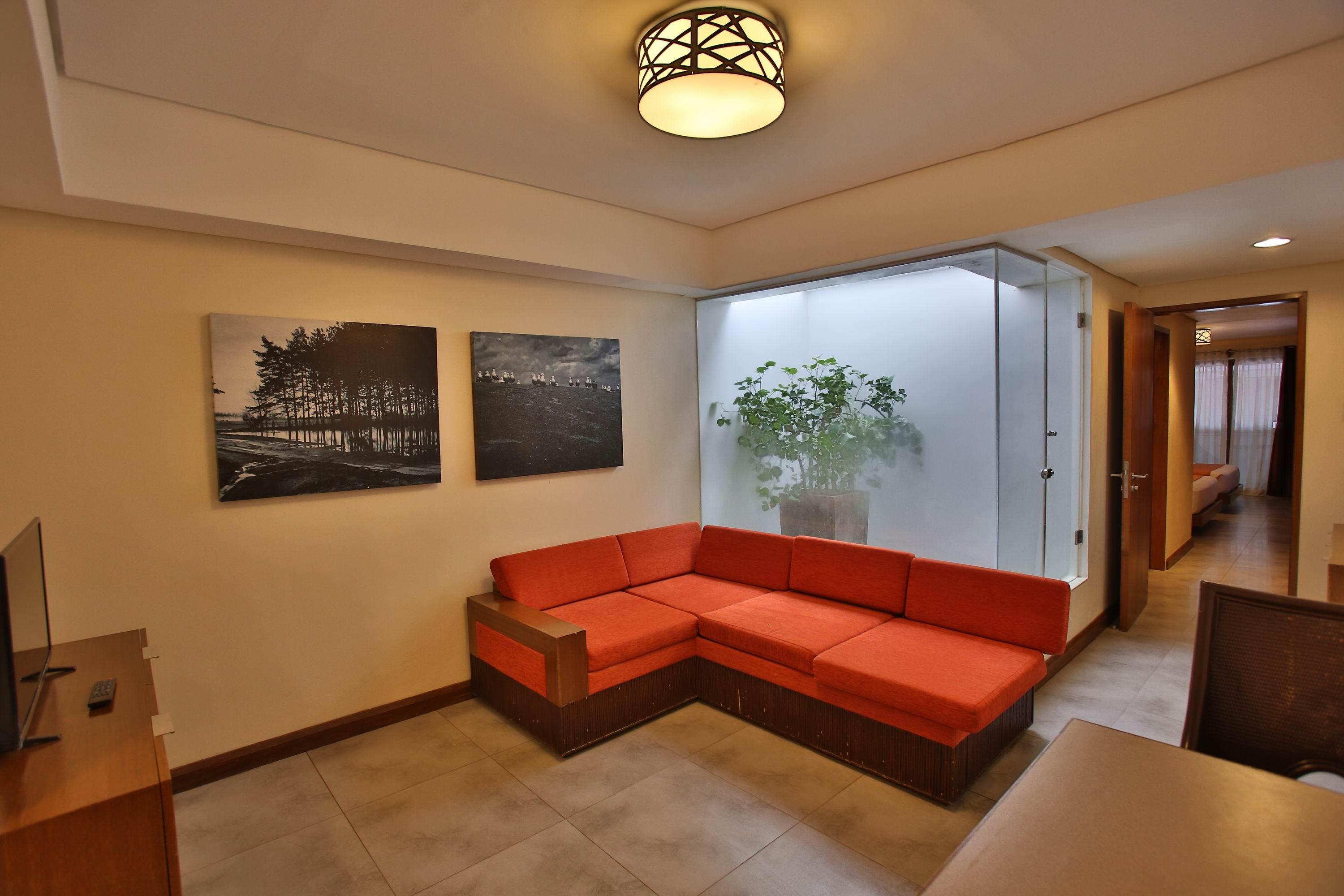 Crown Regency Beach Resort Manoc-Manoc Exteriör bild